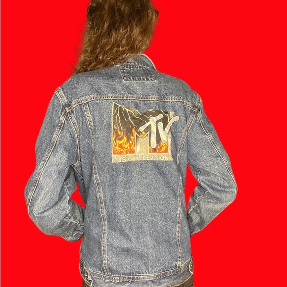 Forever 21 MTV Patch Jean Jacket w/ Rolling Stones & Black Sabbath Patches - Picture 4 of 7